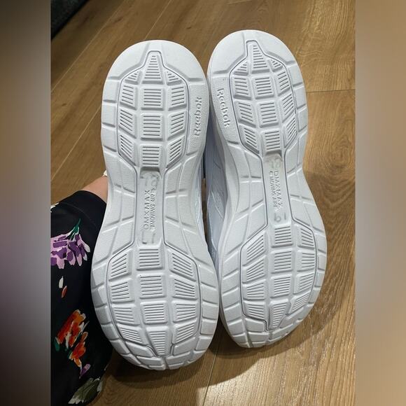 Reebok Walk Ultra 7 DMX Max Women's White Shoes- 9.5 - Picture 2 of 9